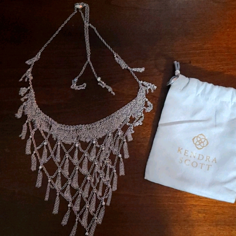 Kendra Scott Georgina statement necklace